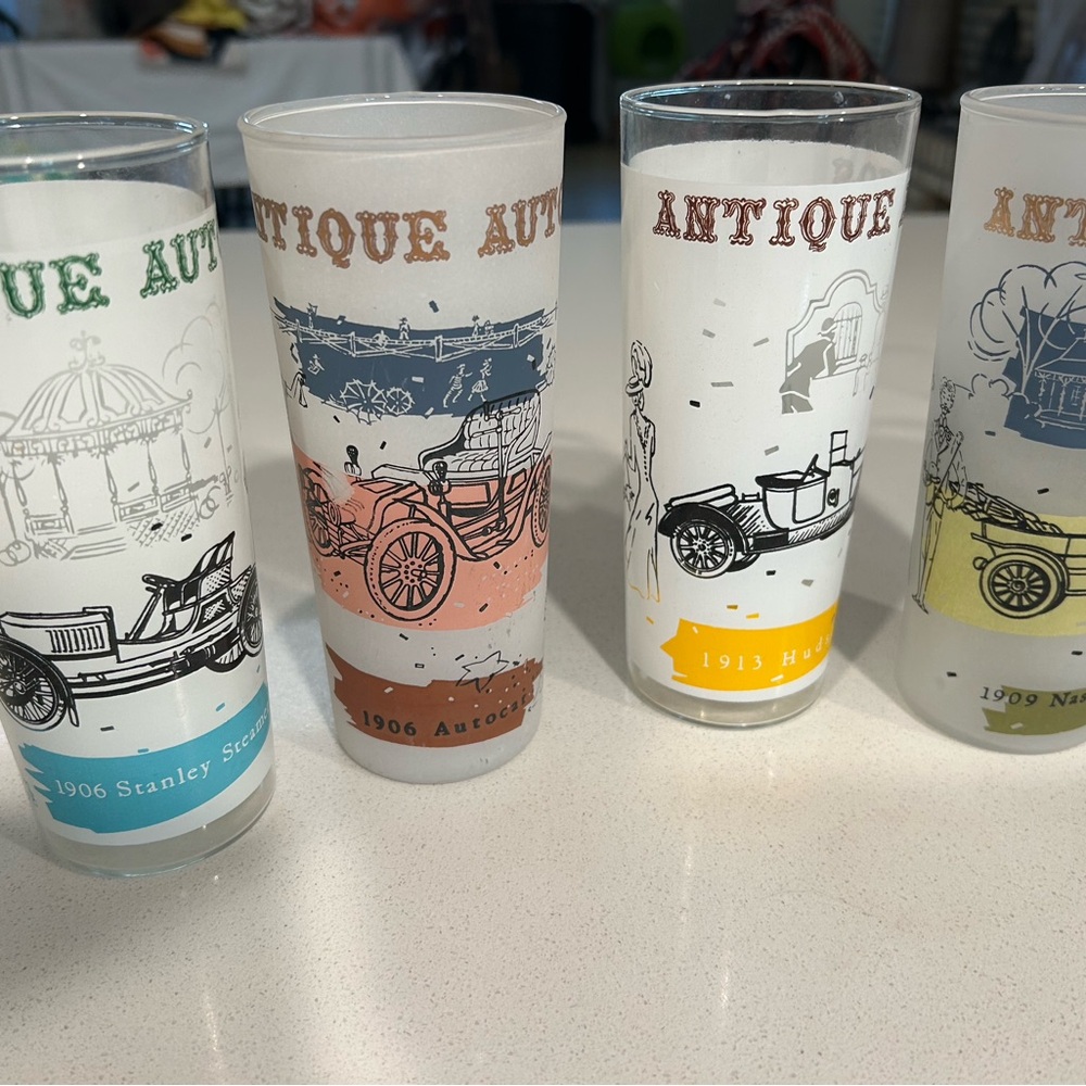 Antique Auto Themed Glass Set - Multicolor
